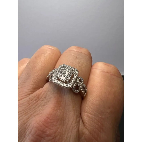 CZ Sterling silver cocktail ring size 9 - Picture 2 of 10